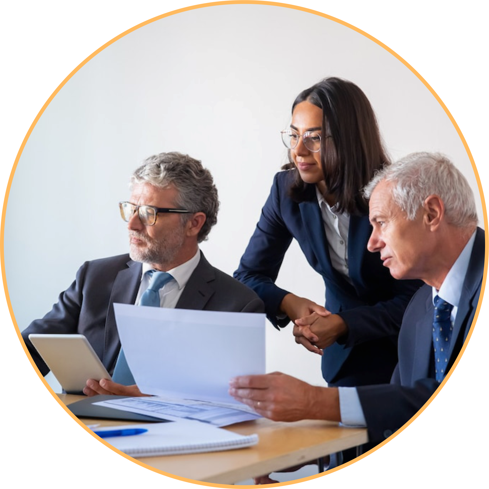 3 COORDINADORA DE SERVICIOS BOGOTA COLOMBIA ABOGADOS ESPECIALISTAS